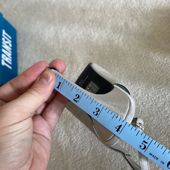 Y2K silver Satin Sling back Pumps - Picture 13 of 13